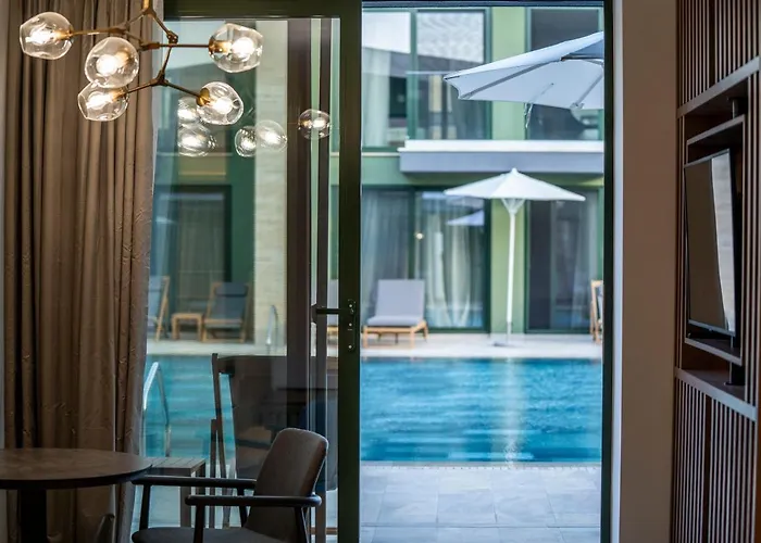 Hvd Reina Del Mar - Premium Service & Free Parking Hotel 5*