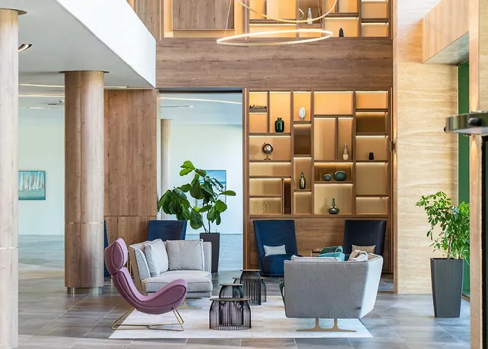 Hotel Hvd Reina Del Mar - Premium Service & Free Parking