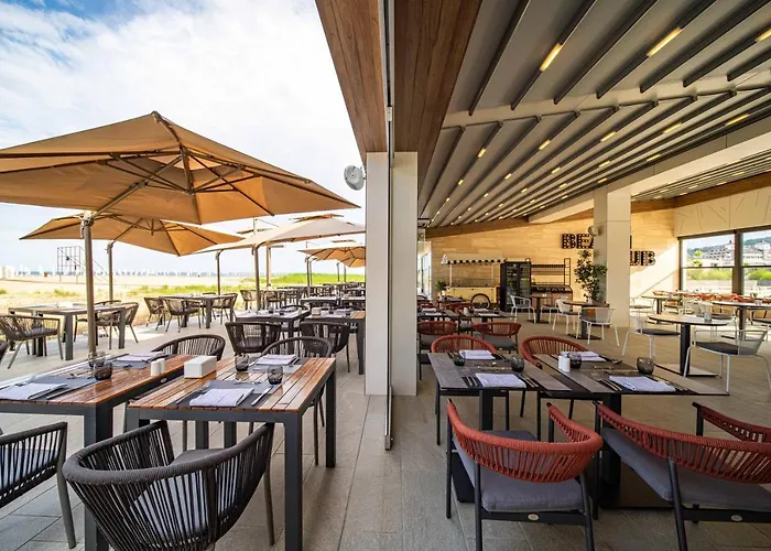 Hvd Reina Del Mar - Premium Service & Free Parking Hotel 5*